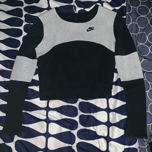 Nike tech long sleeve crop sweater